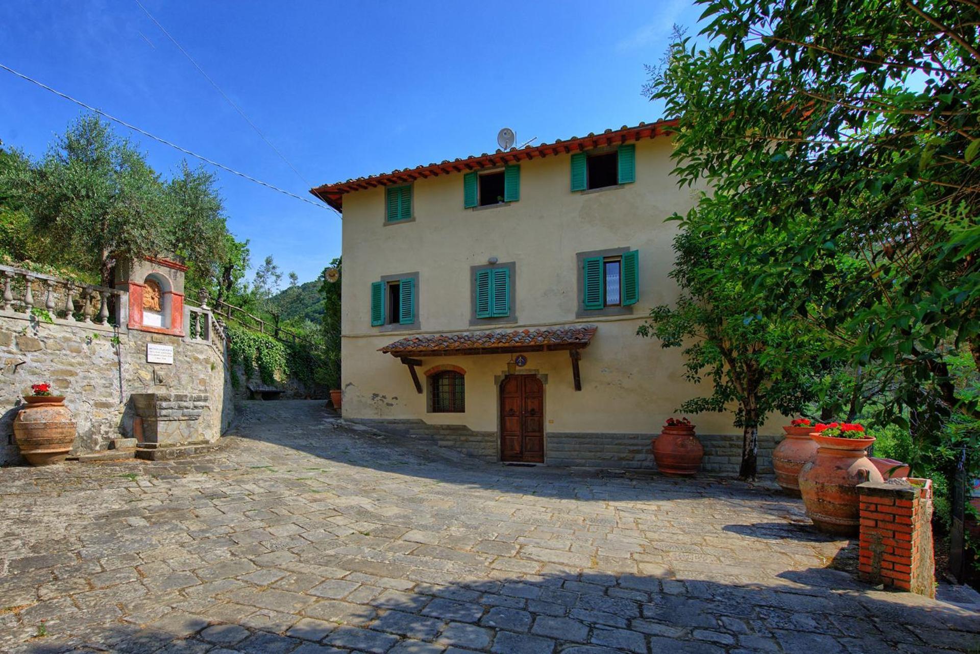 Agriturismo Fattoria Celle 필리네발다르노 외부 사진